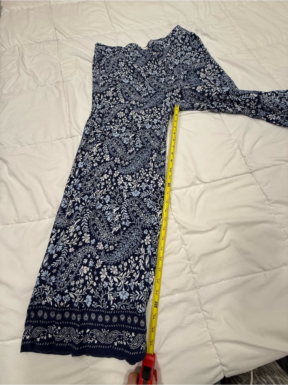 LOFT Navy and White Wide Leg Paisley Print Pants - Picture 5 of 9